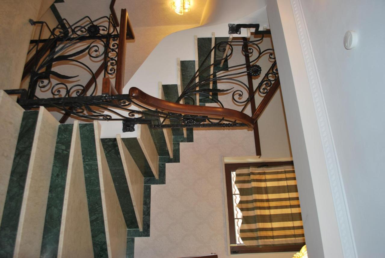 Hotel Vila Sigal Korça Kültér fotó