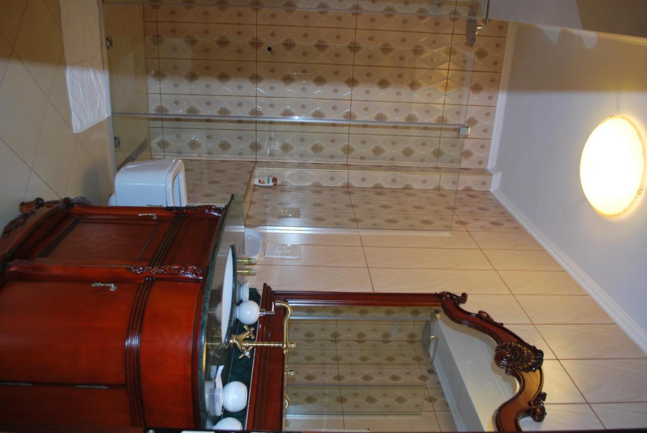 Hotel Vila Sigal Korça Kültér fotó